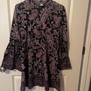 Xhilaration bell sleeve dress floral purple and black Euc